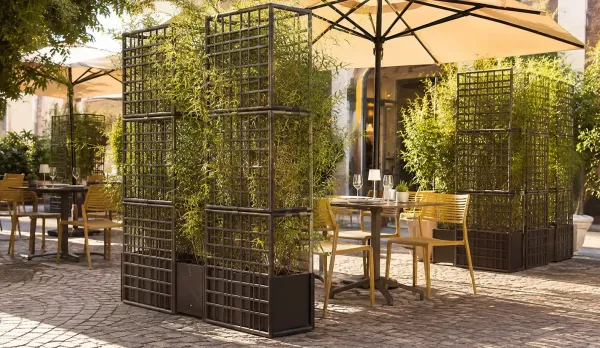 Jardinera / Separador de 3 alturas