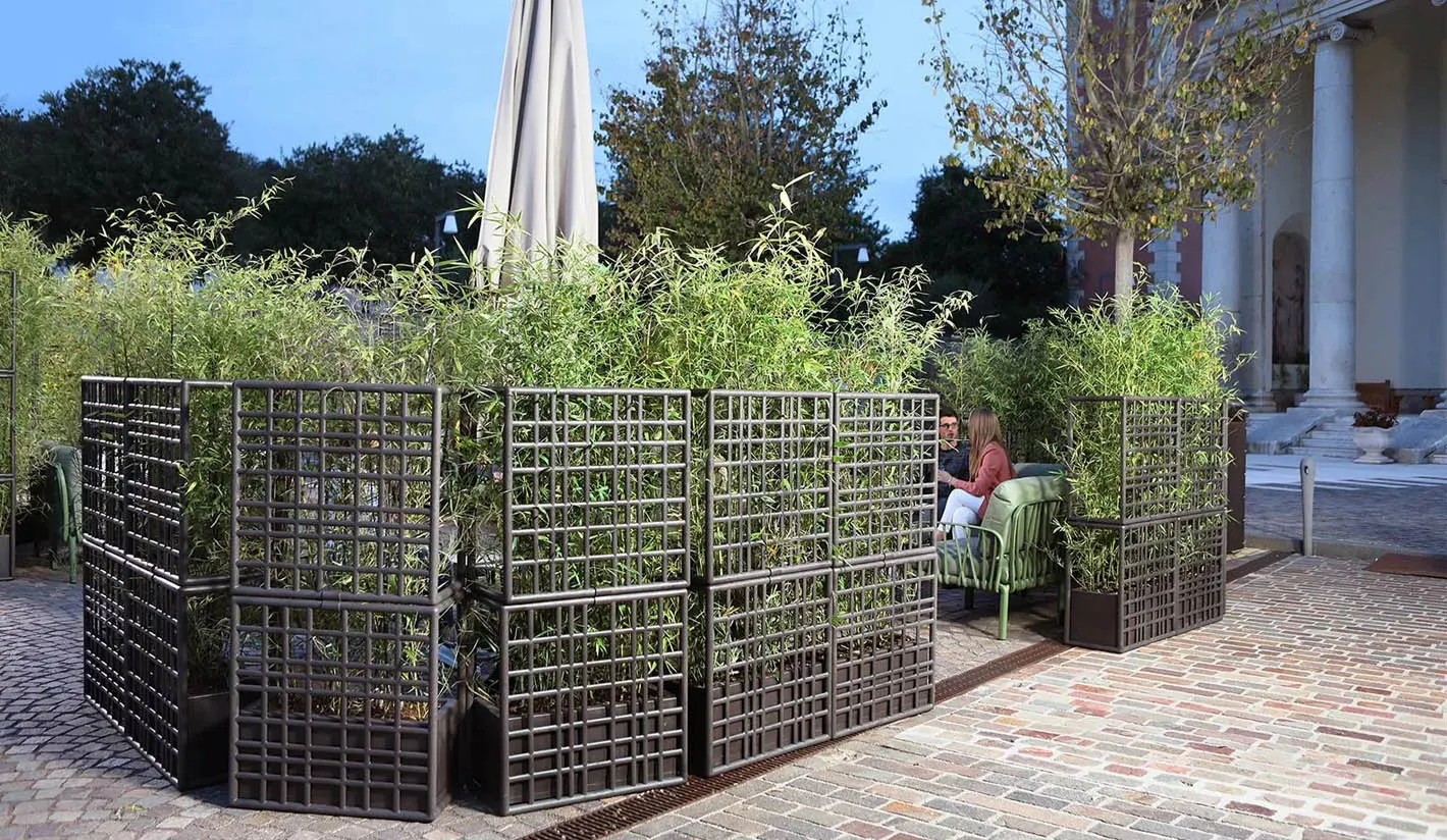Jardinera / Separador de 2 alturas