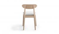 Silla tapizada para restauración